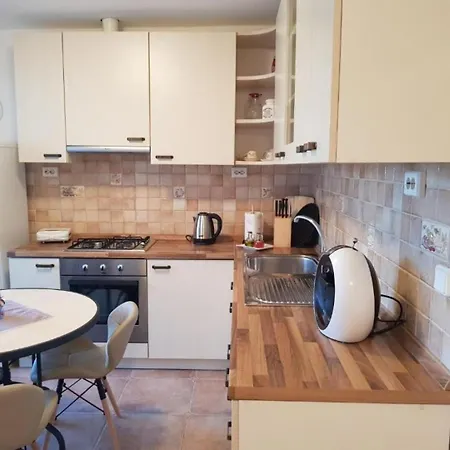 Kike - 60 Meters From The